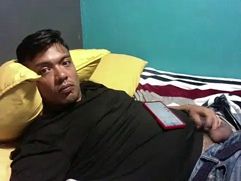 Snapshot of TUMORENO1 chatting on 09-13-25, 10:26 TUMORENO1 online show from 09-13-25, 10:26