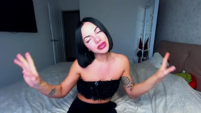 AddictedSabi online show from 12-22-25, 01:19