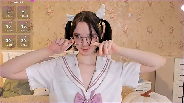 Nora Failure online show from 12-19-24, 04:34