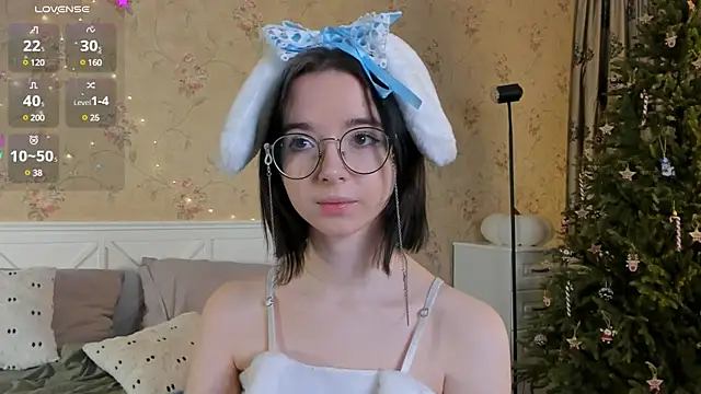 Nora Failure online show from 01-03-25, 05:06