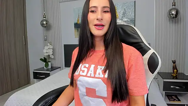 SaraGomez1 online show from 05-19-26, 12:55