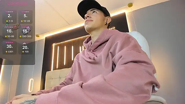 Lobo 17  online show from 03-26-26, 03:45