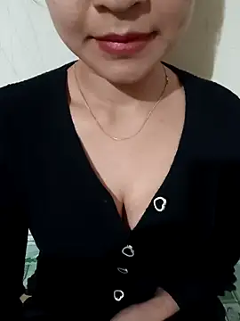 Snapshot of AssAsiancute chatting on 01-13-25, 04:41 AssAsiancute online show from 01-13-25, 04:41