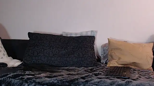 Manfred-Bi online show from 12-20-24, 07:17