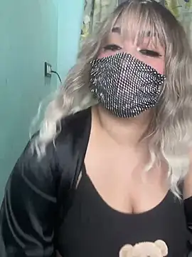 Snapshot of belquiis chatting on 02-17-25, 11:53 belquiis online show from 02-17-25, 11:53