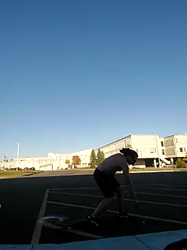 QcMisterv13 online show from 10-04-25, 09:02