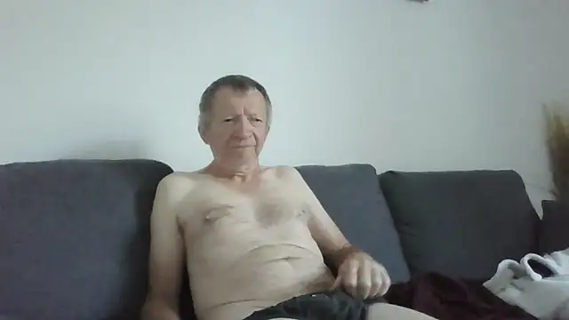 Snapshot of naturiste974 chatting on 04-30-26, 05:36 naturiste974 online show from 04-30-26, 05:36