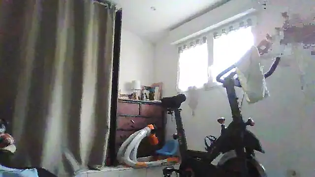 Snapshot of naturiste974 chatting on 05-19-26, 05:25 naturiste974 online show from 05-19-26, 05:25