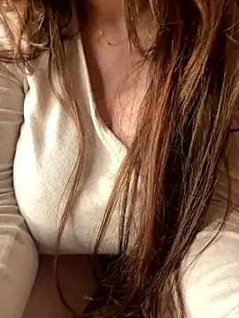 Snapshot of Jessicaaa chatting on 03-15-25, 08:21 Jessicaaa online show from 03-15-25, 08:21