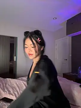 justina redds online show from 06-10-26, 09:19