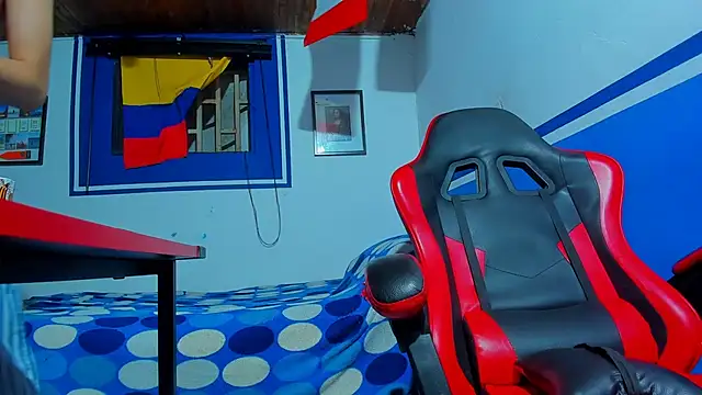 Snapshot of maxowens_oficial chatting on 03-02-26, 08:59 maxowens oficial online show from 03-02-26, 08:59