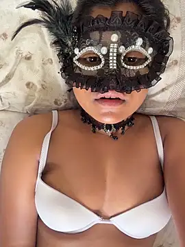 Bella Luna18 online show from 02-09-26, 09:08