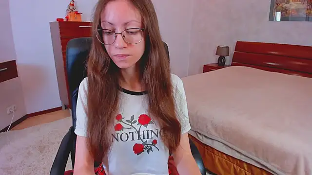 Pantyhose Mila online show from 10-24-25, 07:10