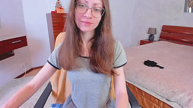 Pantyhose Mila online show from 02-05-26, 08:24