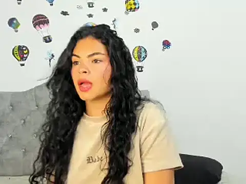 Kymbrown25 online show from 01-08-25, 01:53