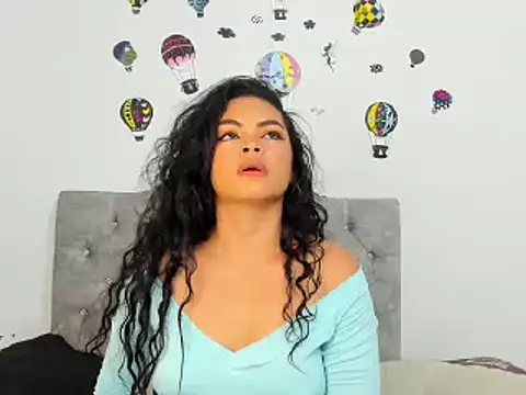 Kymbrown25 online show from 01-11-25, 02:41