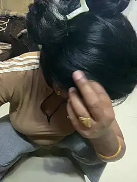 Tameesh sexy mistress online show from 04-10-26, 03:01