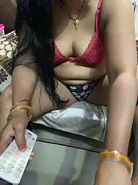 Snapshot of Tameesh_sexy_mistress chatting on 05-12-26, 05:10 Tameesh sexy mistress online show from 05-12-26, 05:10