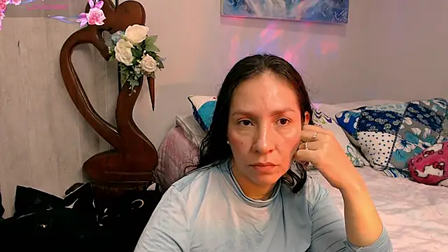 Snapshot of naihroby chatting on 07-24-26, 12:52 naihroby online show from 07-24-26, 12:52
