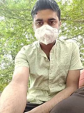 Snapshot of Ishan003 chatting on 04-28-26, 02:49 Ishan003 online show from 04-28-26, 02:49