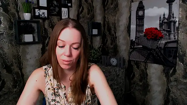 GloriaSi  online show from 04-26-26, 04:54