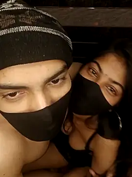 Snapshot of Shalu79 chatting on 01-09-25, 08:33 Shalu79 online show from 01-09-25, 08:33