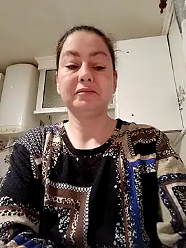 RamyLove36 online show from 02-05-25, 04:37