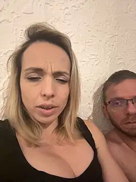 Snapshot of Annelibre chatting on 01-02-25, 09:28 Annelibre online show from 01-02-25, 09:28