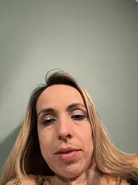 Snapshot of Annelibre chatting on 01-24-25, 09:15 Annelibre online show from 01-24-25, 09:15