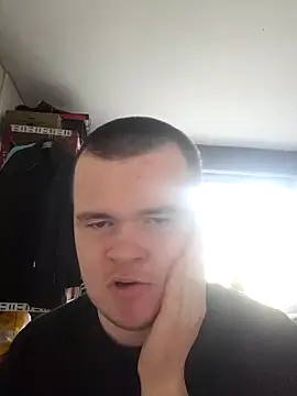 Snapshot of clemhotxxxx chatting on 03-03-25, 04:14 clemhotxxxx online show from 03-03-25, 04:14