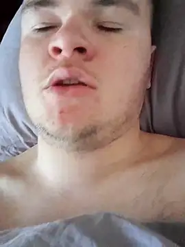 Snapshot of clemhotxxxx chatting on 03-09-25, 10:19 clemhotxxxx online show from 03-09-25, 10:19