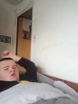 Snapshot of clemhotxxxx chatting on 03-12-25, 12:04 clemhotxxxx online show from 03-12-25, 12:04