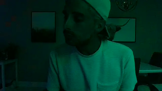 SirCharlesXXX online show from 10-25-25, 12:40