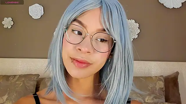 KimHiltton online show from 03-05-25, 02:14