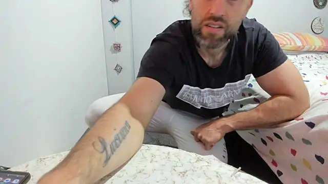 Snapshot of Antoniohot2024 chatting on 12-07-24, 12:56 Antoniohot2024 online show from 12-07-24, 12:56