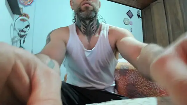 Snapshot of Antoniohot2024 chatting on 12-28-24, 01:59 Antoniohot2024 online show from 12-28-24, 01:59