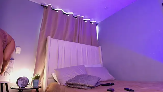 Shenoa1 online show from 12-02-25, 03:18