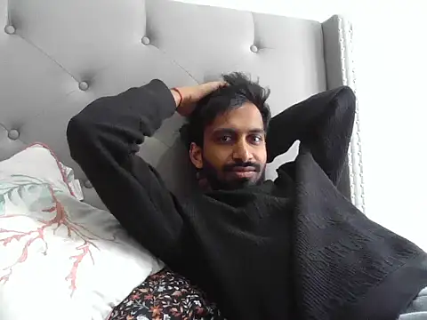 skinny  boy   online show from 02-10-26, 05:17