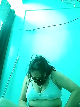 heenage online show from 12-29-24, 08:00