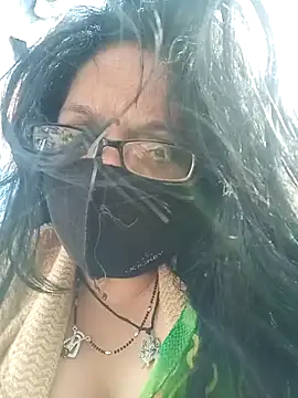 heenage online show from 01-11-25, 07:39