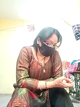 heenage online show from 01-26-25, 09:51