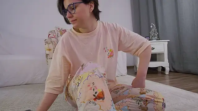 SophieeRain online show from 01-12-26, 04:45