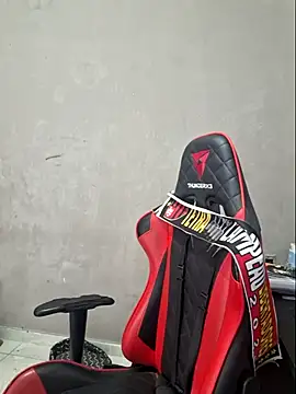 luuhcat09 online show from 04-02-26, 12:03