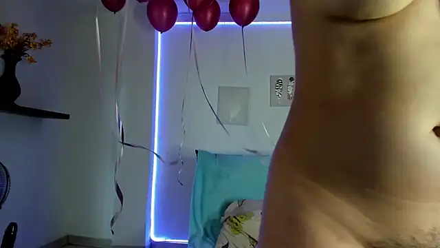 anniesweet- online show from 10-31-25, 01:45