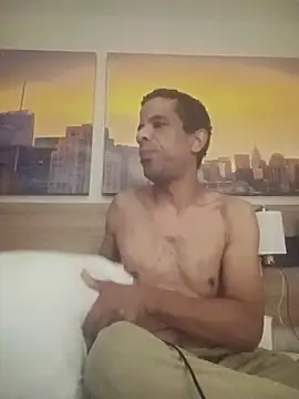 Tjskigh online show from 10-26-25, 02:28