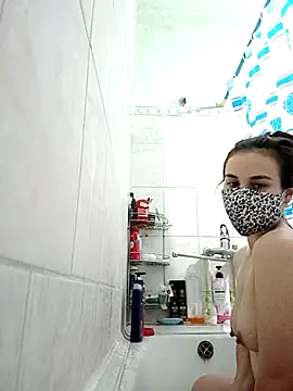 MikaKors online show from 12-05-24, 04:34