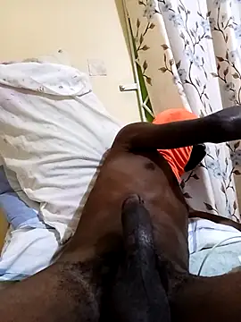 Snapshot of Kinng3 chatting on 02-08-26, 03:21 Kinng3 online show from 02-08-26, 03:21