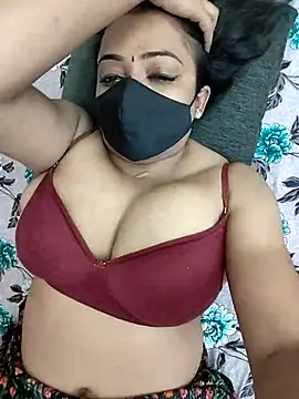 Snapshot of Cute_Kritika chatting on 07-07-26, 07:23 Cute Kritika online show from 07-07-26, 07:23