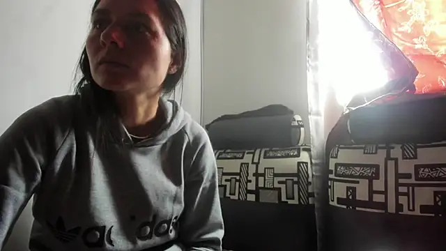Nathaly love96 online show from 07-04-26, 06:25