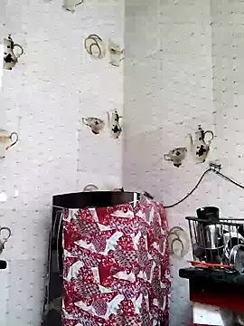 illay love online show from 11-30-25, 06:28